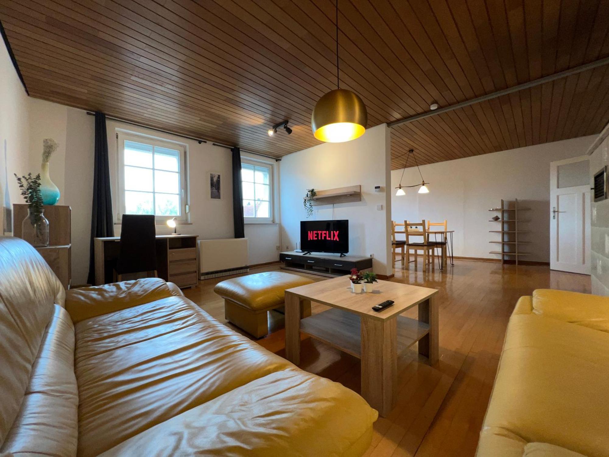 Uebernachten In Grosser Maisonette-Wohnung By Rabe Карлсруе Екстериор снимка
