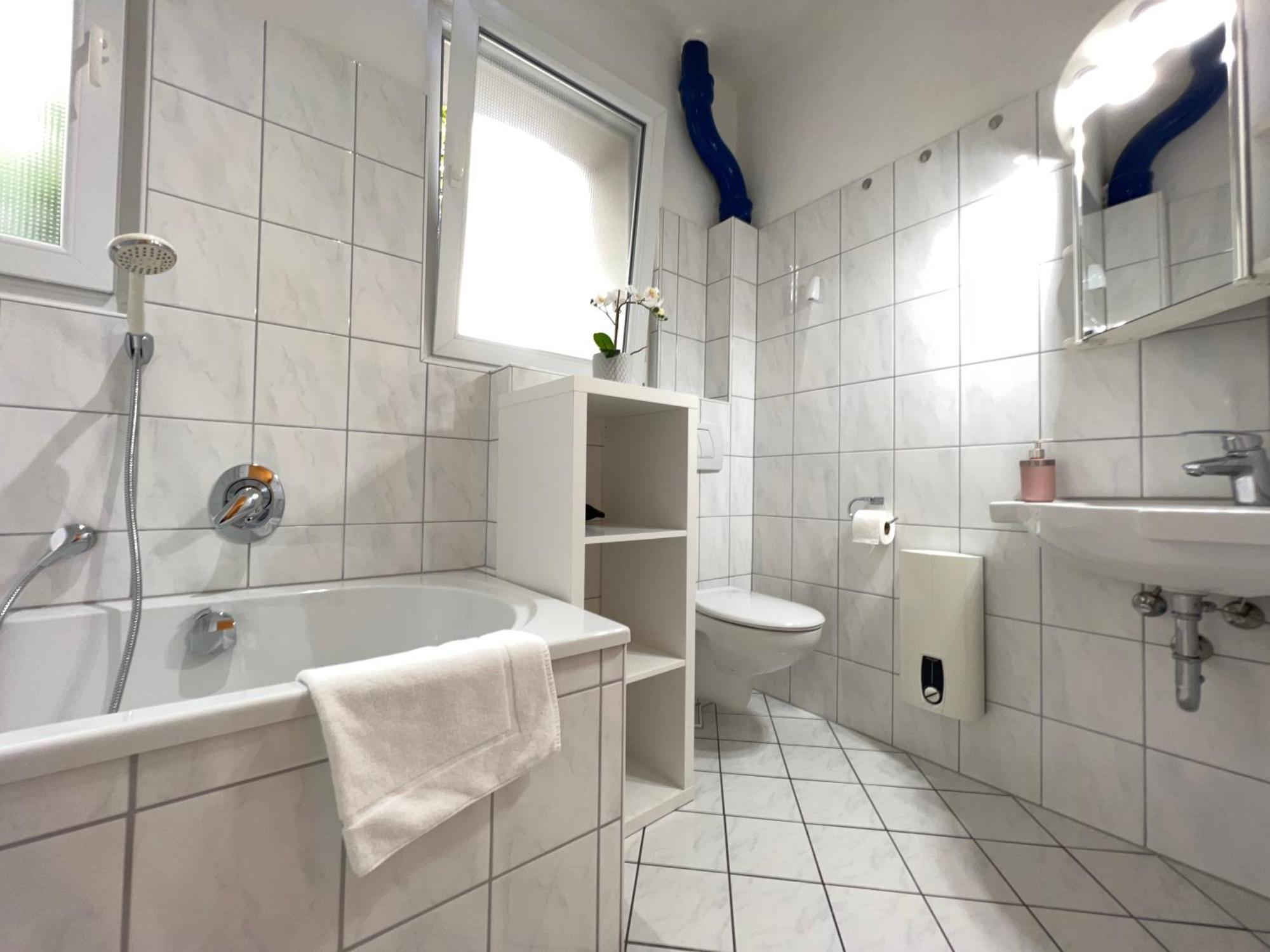 Uebernachten In Grosser Maisonette-Wohnung By Rabe Карлсруе Екстериор снимка