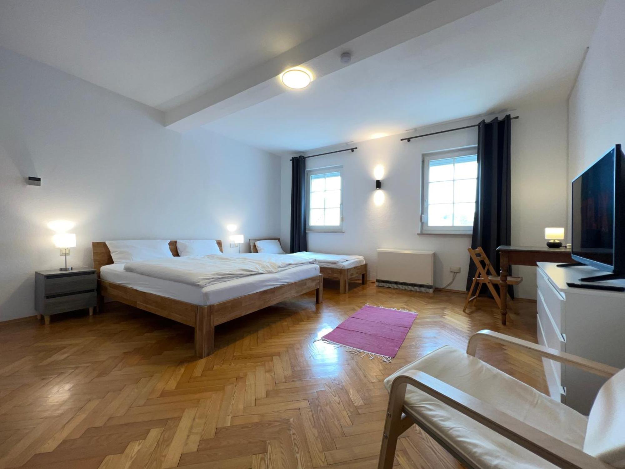 Uebernachten In Grosser Maisonette-Wohnung By Rabe Карлсруе Екстериор снимка