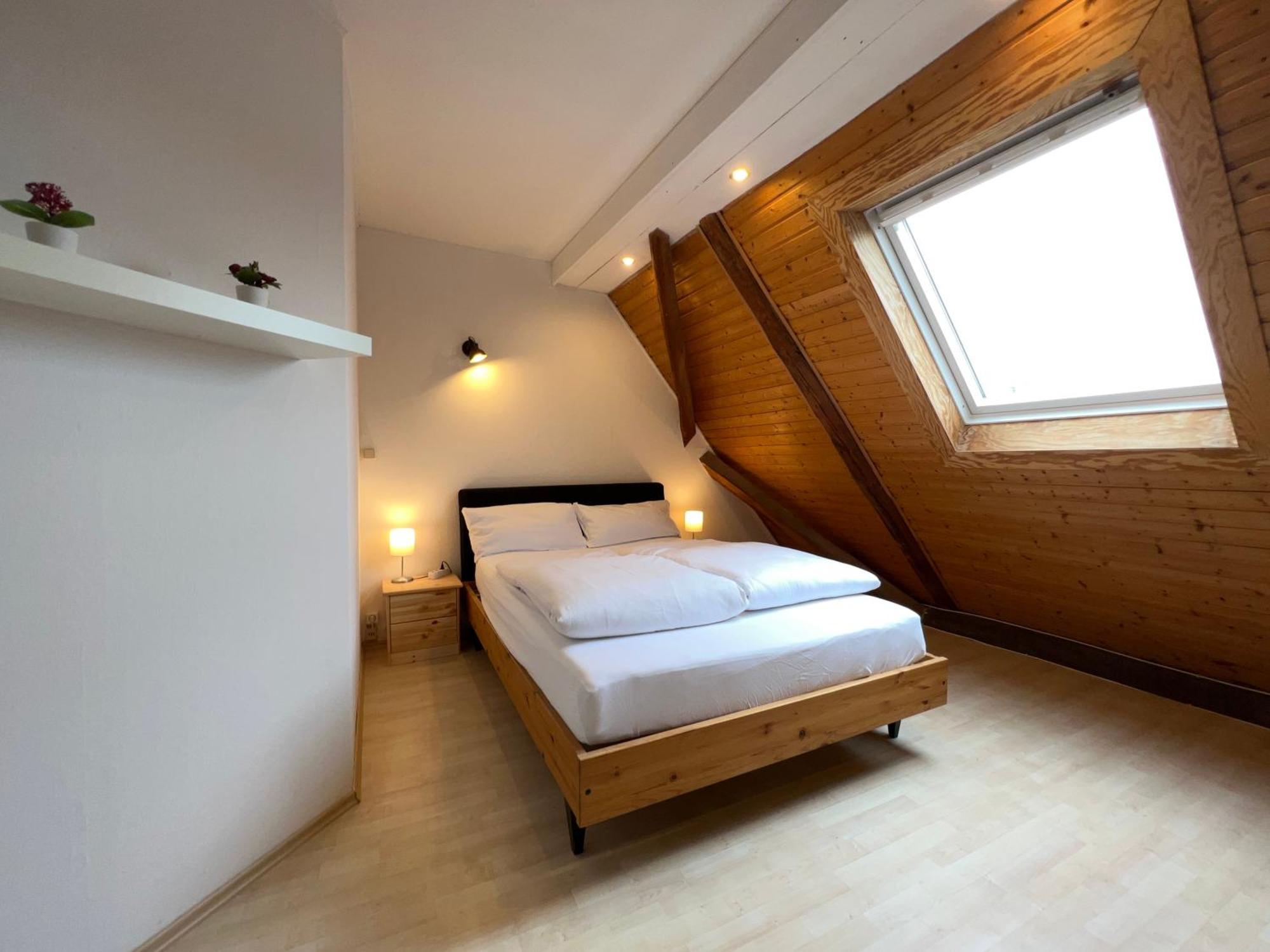 Uebernachten In Grosser Maisonette-Wohnung By Rabe Карлсруе Екстериор снимка